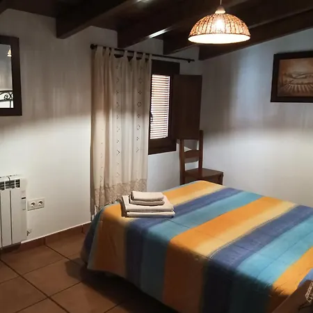 Casa La Cisterna Holiday home Pina de Montalgrao