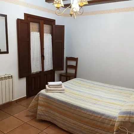 Holiday home Casa La Cisterna Pina de Montalgrao