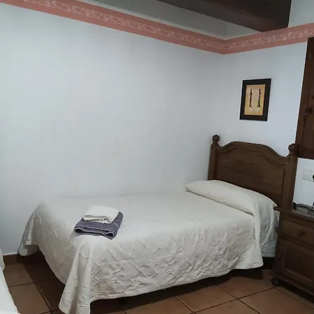 Casa La Cisterna Pina de Montalgrao